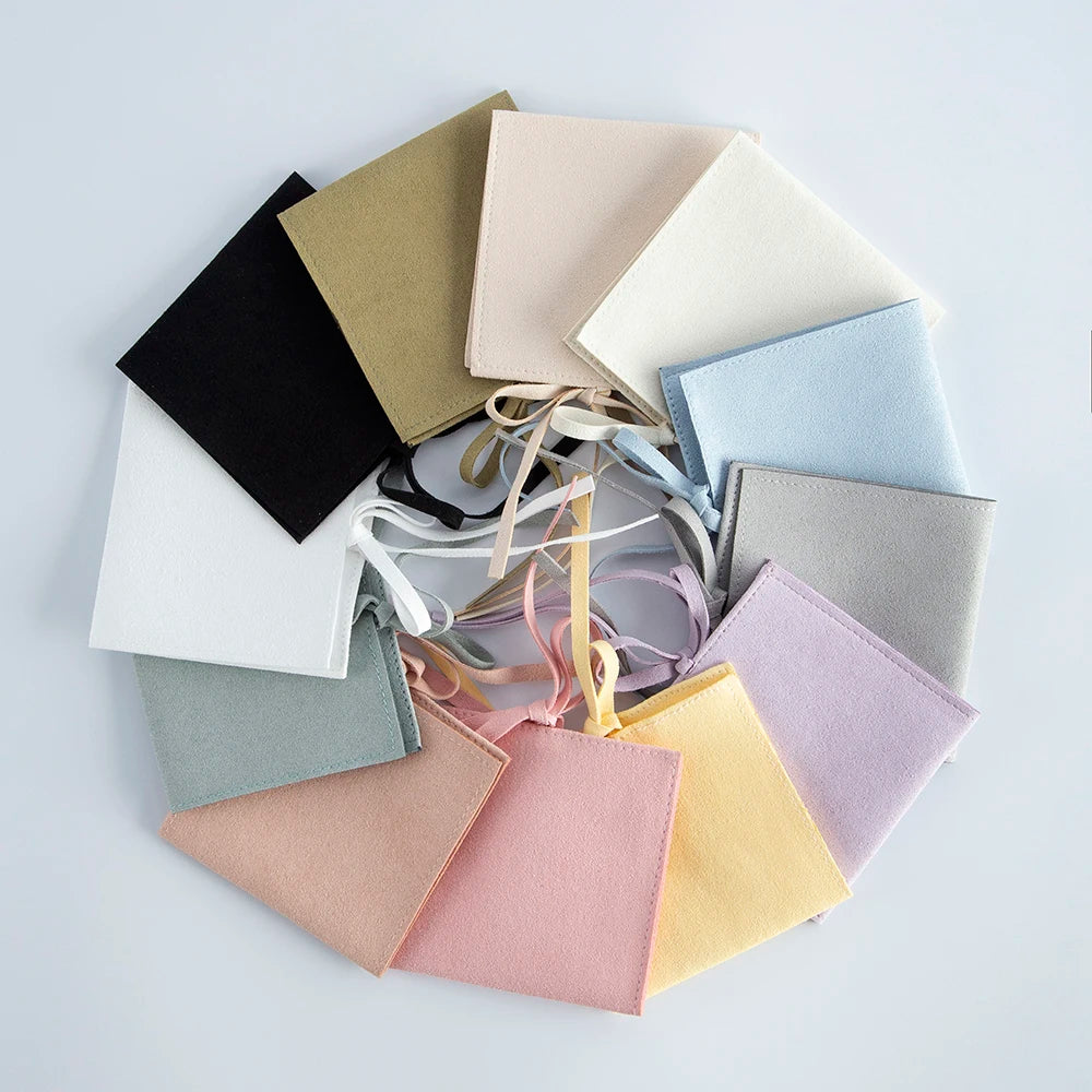 10pcs Velvet Jewelry Packaging Pouches Chic Wedding Favor Bags Cream microfiber Cosmetic Bags Product Package Wedding Gift Bag