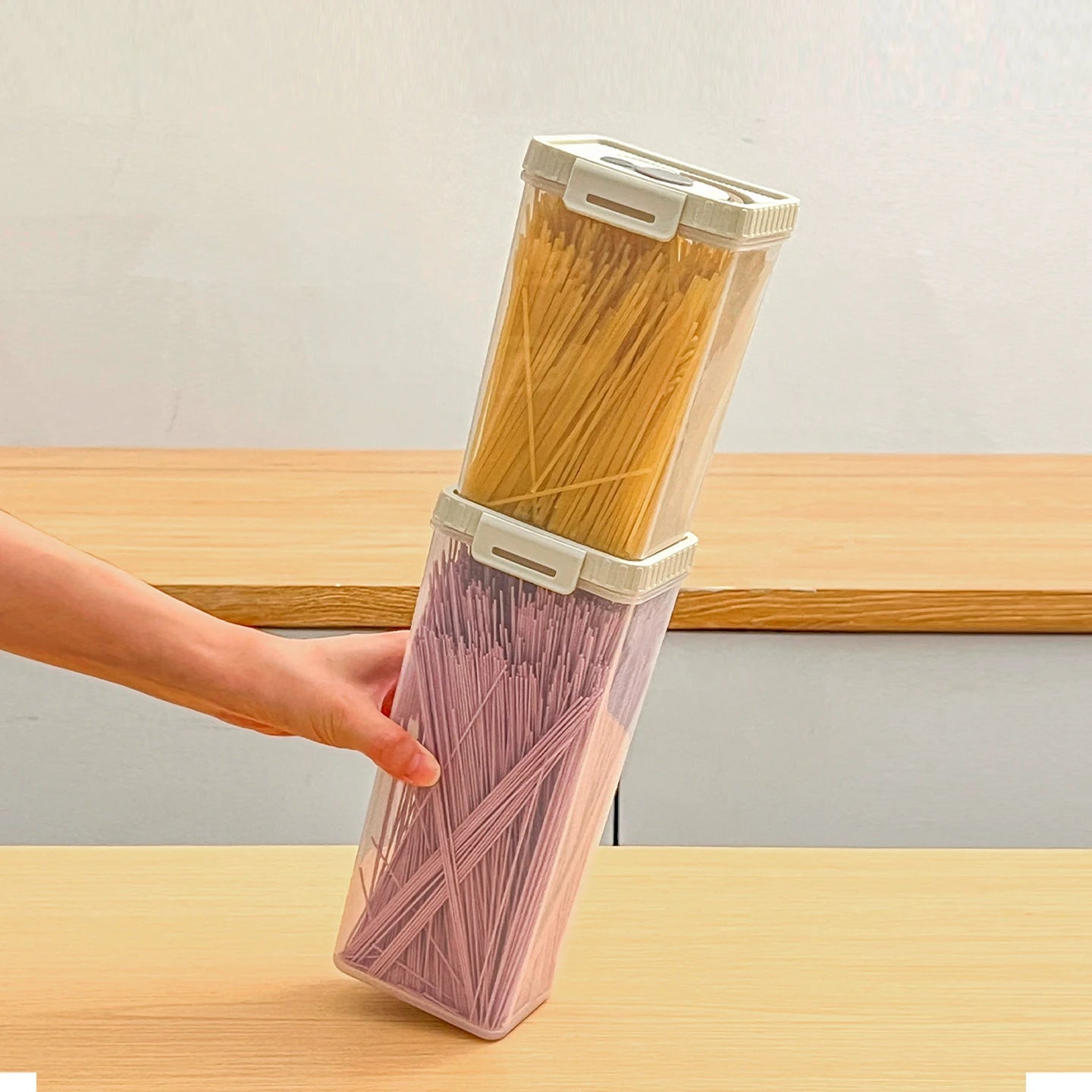 Noodles Sealed Storage Box With Handle Moisture-Proof Airtight Pasta Food Storage Container Kitchen Plastic Fresh-keeping Box