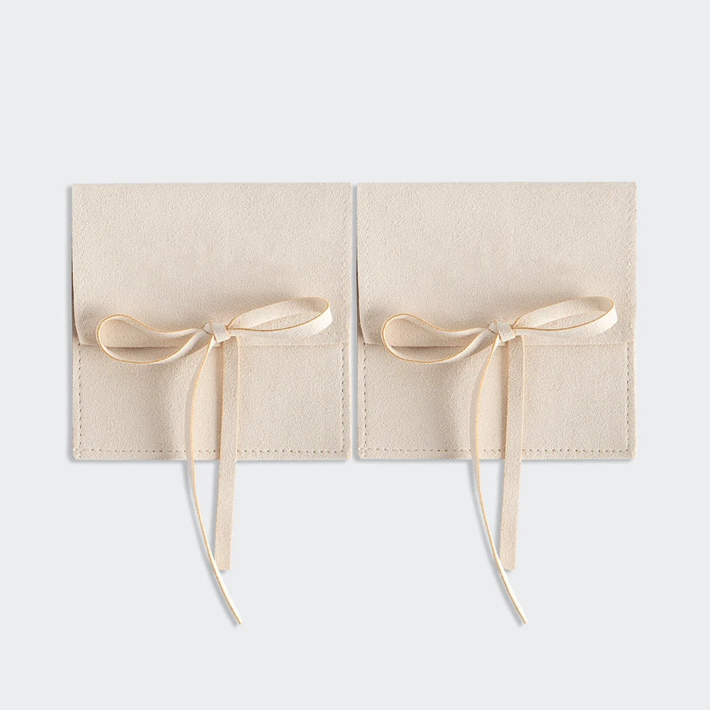 10pcs Velvet Jewelry Packaging Pouches Chic Wedding Favor Bags Cream microfiber Cosmetic Bags Product Package Wedding Gift Bag