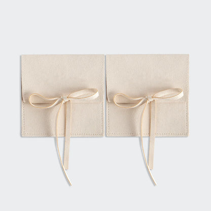 10pcs Velvet Jewelry Packaging Pouches Chic Wedding Favor Bags Cream microfiber Cosmetic Bags Product Package Wedding Gift Bag