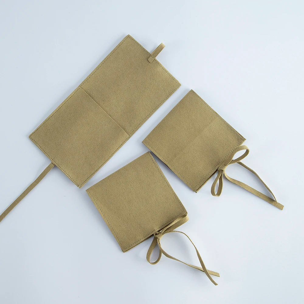10pcs Velvet Jewelry Packaging Pouches Chic Wedding Favor Bags Cream microfiber Cosmetic Bags Product Package Wedding Gift Bag