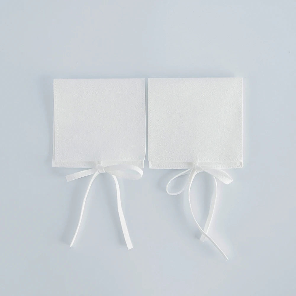 10pcs Velvet Jewelry Packaging Pouches Chic Wedding Favor Bags Cream microfiber Cosmetic Bags Product Package Wedding Gift Bag
